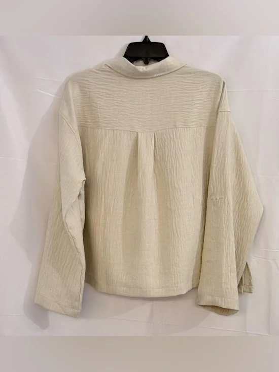 Max Studio Cream Textured Collared Pullover Top - Picture 2 of 4